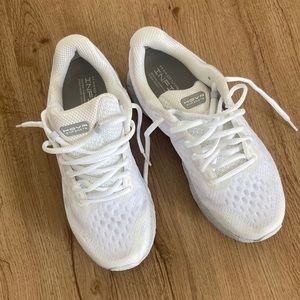 Women’s Under Armour HOVR infinite 3 EUC